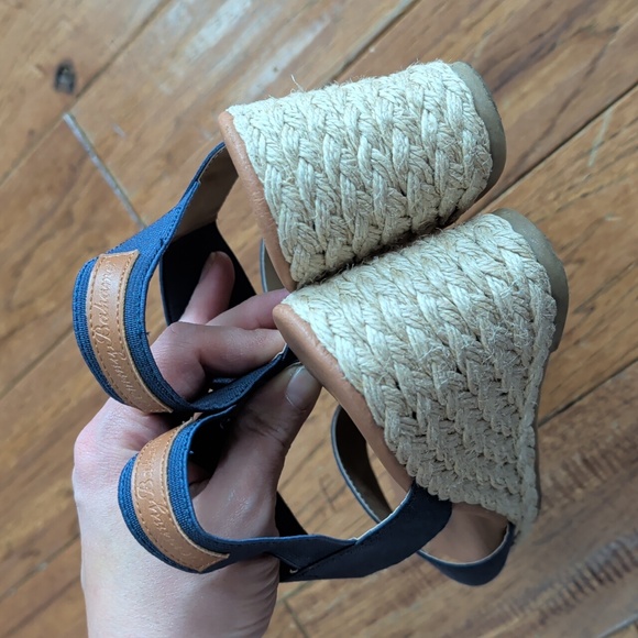 Tommy Bahama Sakura Women's Blue and Tan Wedge Espadrilles Sandals - Picture 4 of 8